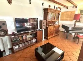 Musicians Mansion Apartment