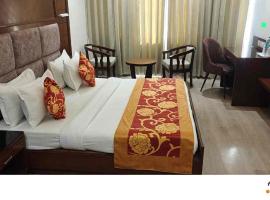 Hotel The Saffron Park，位于潘切库拉的酒店