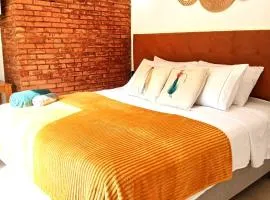 Suíte Casal no Centro de Guararema - Vilarejo