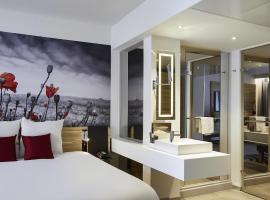 诺富伊珀尔中心酒店，位于伊普尔的酒店