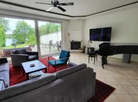 Apartment Terrassenwohnung am See by Interhome