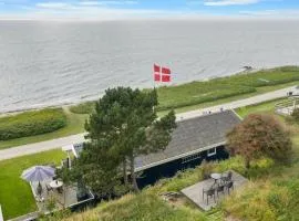 Holiday Home Gertje - 20m from the sea by Interhome