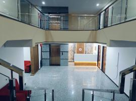 Hotel jmm s14，位于乌代浦的酒店