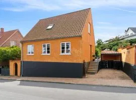 Apartment Habbo - 300m from the sea by Interhome