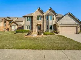 Private Yard with Patio, Fire Pit Family Getaway
