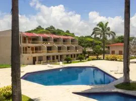 Baja Montañita Beach Resort