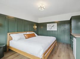 Lakelyn Lodge，位于Lakeville的酒店