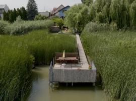 Mikl&oacute;s FKK Naturist，位于锡盖特圣米克洛什的豪华帐篷营地