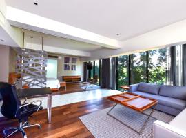 克斯塔尔因斯尔基恩特斯大套房酒店，位于墨西哥城的酒店