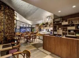 维多利亚普拉亚多康拓宜必思酒店