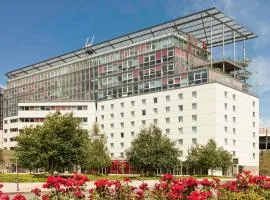 里昂卡卢尔宜必思国际酒店