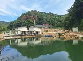 Chuncheon Cracra Pension
