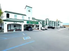 Casa Blanca Hotel - Corona