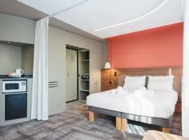 南希中心诺富特套房酒店