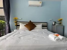 Riverside Hostel Phuket