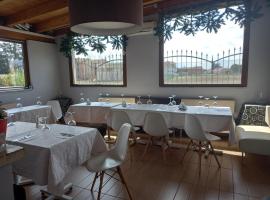 Centauri，位于Cantalupo的酒店