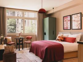 Saint J Hotel by Brassbell，位于开罗的酒店