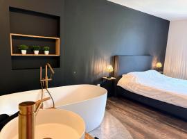 Aux Souvenirs d'Enfance - Gite à Libramont，位于La Mouline的酒店