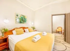 欧罗比斯基罗瓦中心酒店