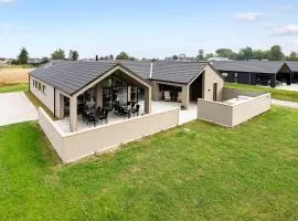 Pet-Friendly Home In Otterup With Sauna