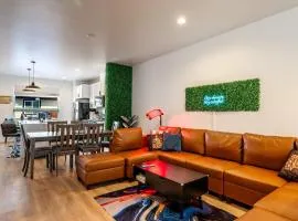 The Zen Den - Sauna Sleeps 15 & King Bed - Health Amenities