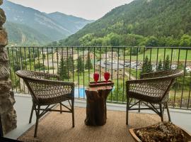 Hotel Valle de Pineta，位于别尔萨的酒店