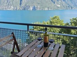 Appartamento sul Lago con Terrazza Panoramica