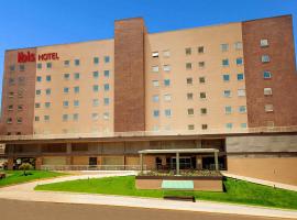 ibis Sao Luis，位于圣路易斯的宜必思酒店