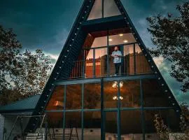 Qafqaz Riverside Chalet