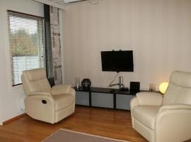 Spacious Apartment for 4 with Sauna，位于卡里纳的酒店