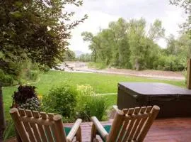 Spectacular Driggs Townhome with Hot Tub