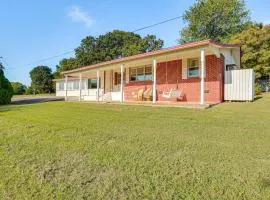 Walk to Marina: Family Home w/ Yard in Kingston