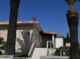 Apartments Near Sea Supetar