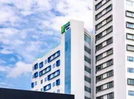 普埃布拉安赫洛波利斯智选假日套房酒店