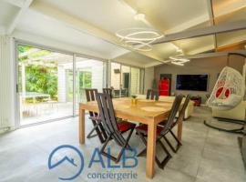 La Villa Familiale au centre de Lorient，位于洛里昂的酒店