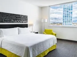 普埃布拉安赫洛波利斯智选假日套房酒店