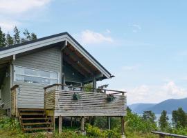 Gorgeous Home In Lavik With House Sea View，位于Lavik的酒店