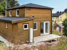 Lovely Home In Mausund With Wifi，位于Bogøyvær的酒店