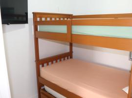 Quarto de Nazar&eacute; Duplo，位于贝伦的露营地