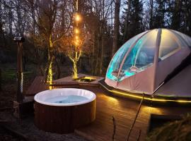 OUT & LODGE, Wigwam，位于库万的酒店