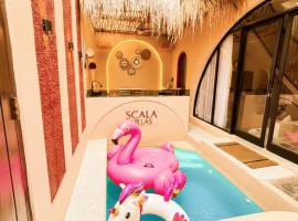 Scala Villas With Private Pool Yogyakarta，位于Ngaglik的酒店
