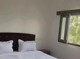 Hotel Shivay palace，位于克久拉霍的青旅