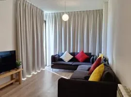 2 BD Chalet In Redrock With Beautiful Garden