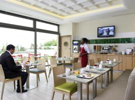 巴黎樊尚爱达格公寓式酒店，位于万塞讷的酒店