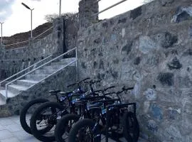 Hatta Villa with Private Pool Farmstay Mountain Views استراحة حتا