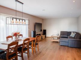 Porsgrunn City Apartments，位于波什格伦的带热水浴缸的酒店