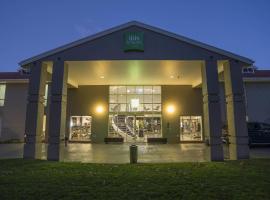 堪培拉宜必思尚品酒店，位于堪培拉的酒店