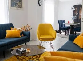 Una Riverside Heritage House