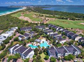 铂尔曼玛格特海滨度假村，位于安特兰斯的酒店