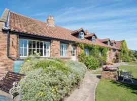 Lavender Cottage - E1495